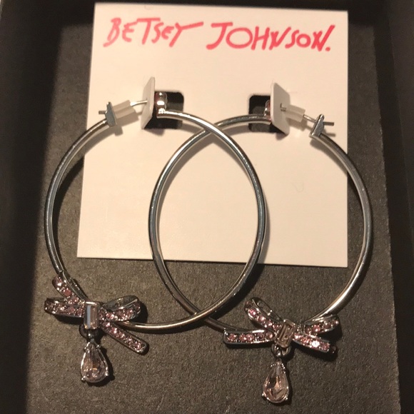 Betsey Johnson Jewelry - 🎀 Earrings 🎀